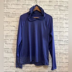 Women’s The North Face Flashdry purple lightweight pullover hoodie shirt Largr